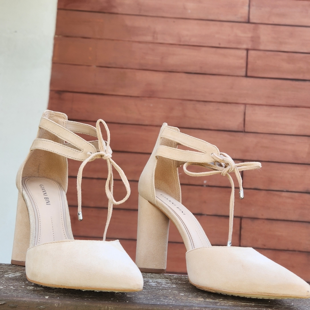 Suede Nude Tie Ankle Gianni Bini Heeled Sandals